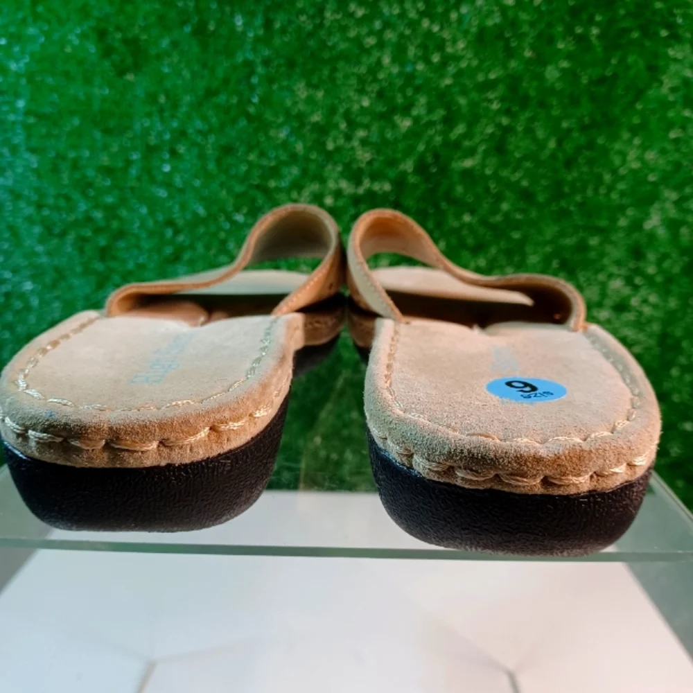 HIGH SIERRA, TAN SLIP-ON SANDALS, SIZE: 6